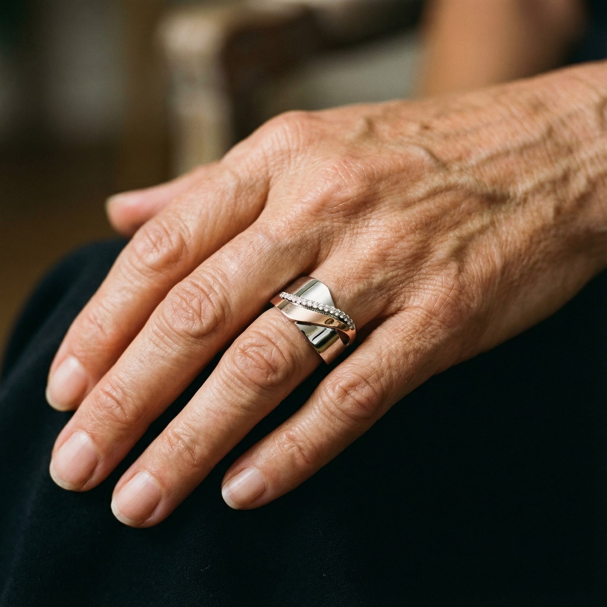 VERA | Anillo retro bicolor con zircón