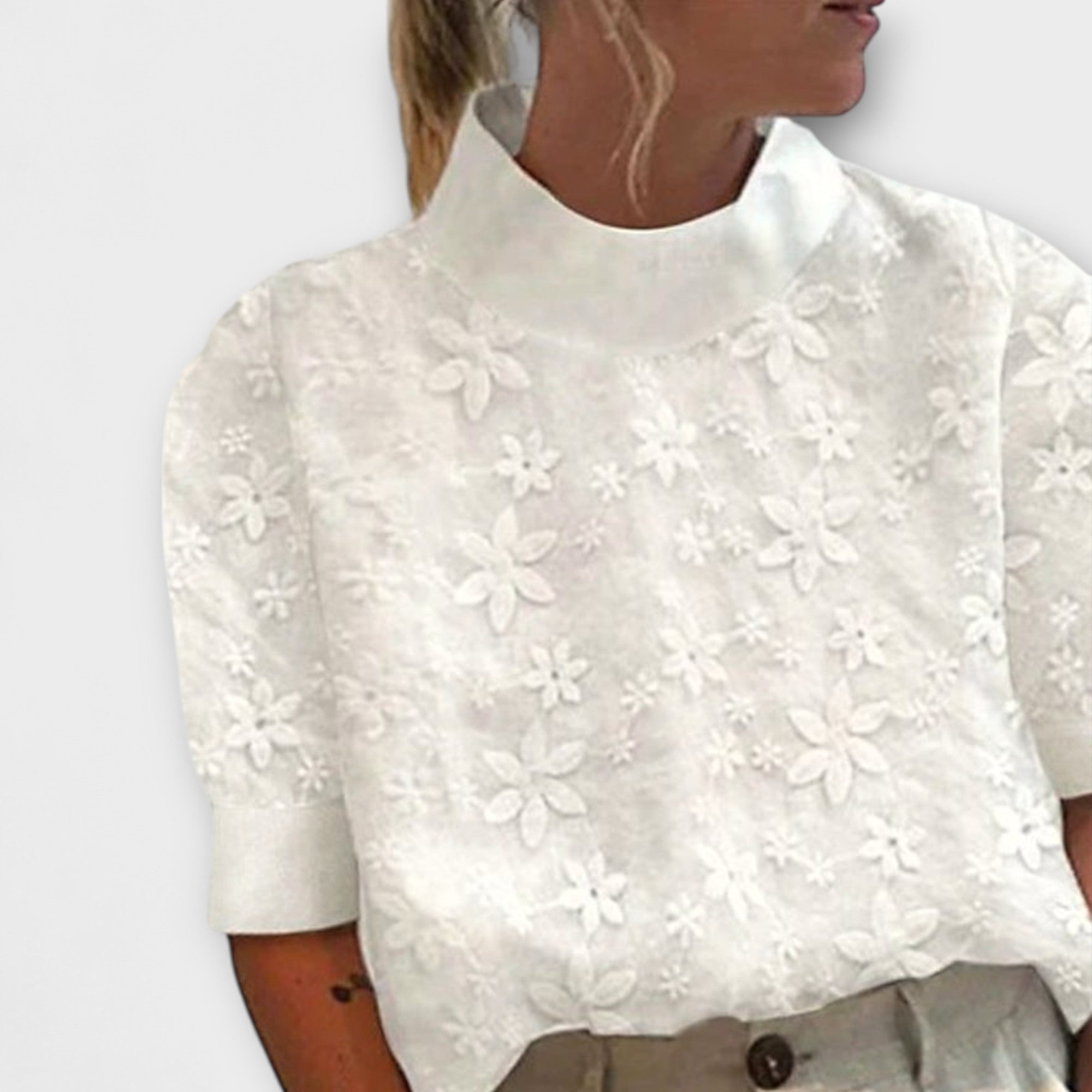 ESTELA | Blusa con cuello bordado