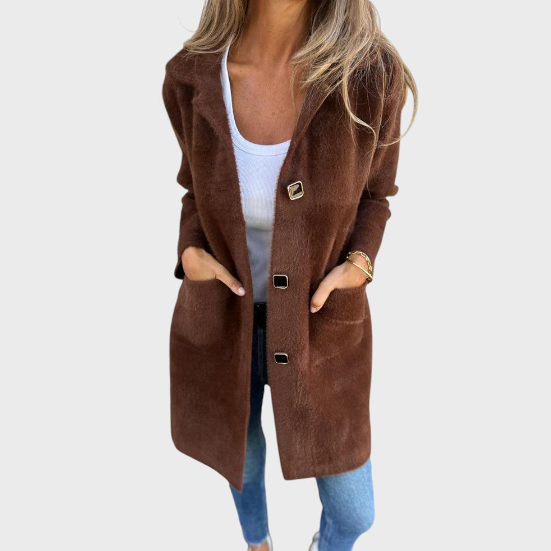 LAURA | Chaqueta con botones decorativos